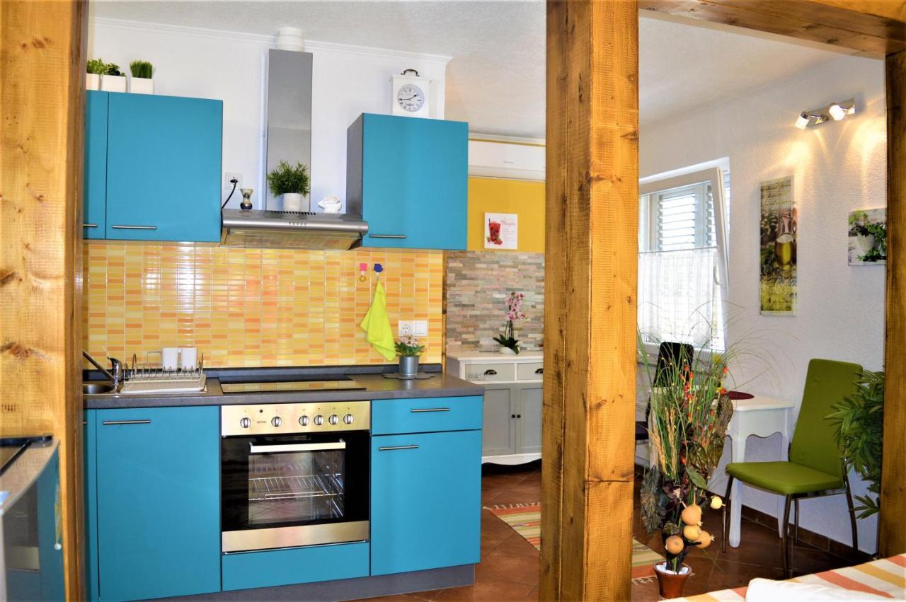 Studio Apartments Luka Biograd - Benkovac Ngoại thất bức ảnh