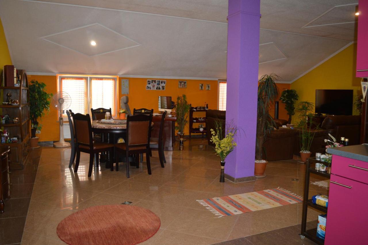Studio Apartments Luka Biograd - Benkovac Ngoại thất bức ảnh