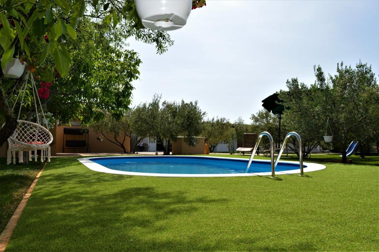 Studio Apartments Luka Biograd - Benkovac Ngoại thất bức ảnh